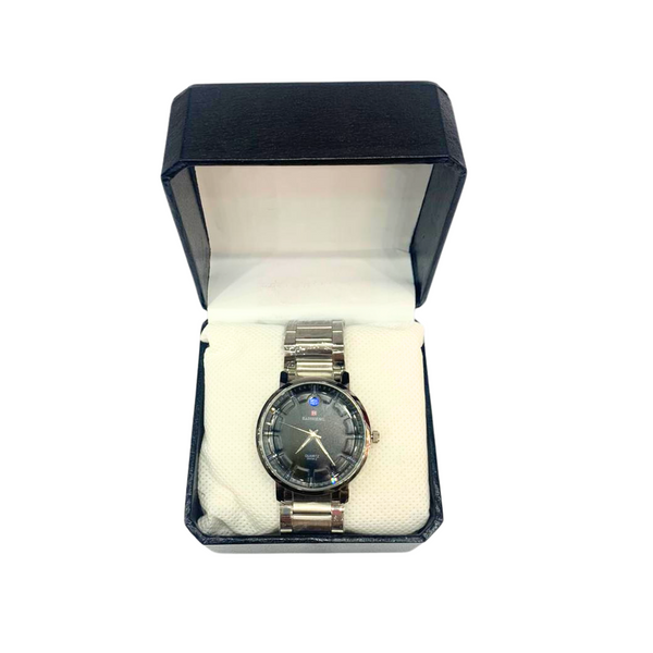 Sliver Stainless steel Wrist Watch For Men in Black Round Dial